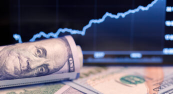 الدولار يتألقو يصل الى مستويات 104.40